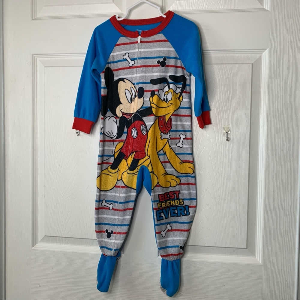 Mickey and the Roadster Racers 2T One Piece Footie Pajamas with foot grips